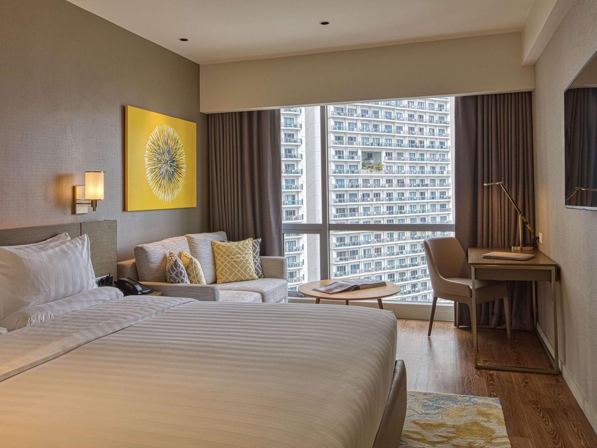 Novotel Suites Manila At Acqua Mandaluyong Buitenkant foto